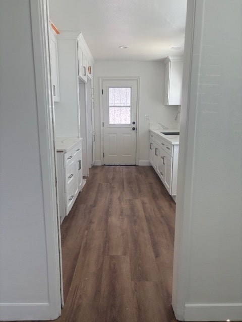 Building Photo - 2252 N Bristol St