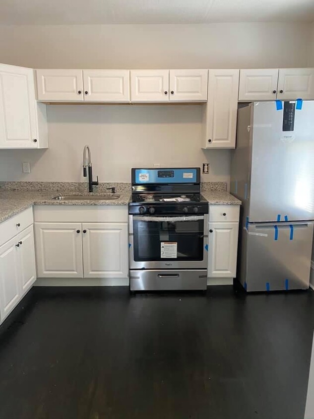 Foto principal - 1441 Sherburne Ave