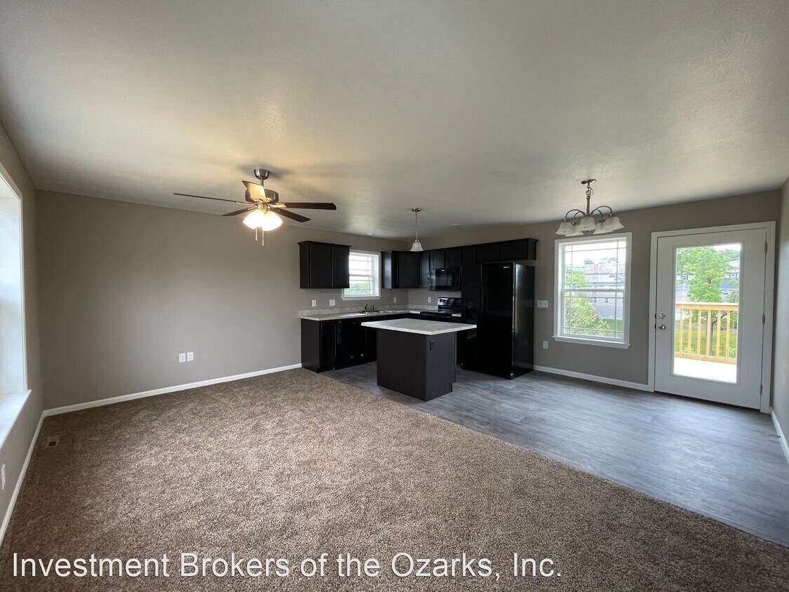 Foto principal - 4 br, 2.5 bath House - 345 Sunrise Cove