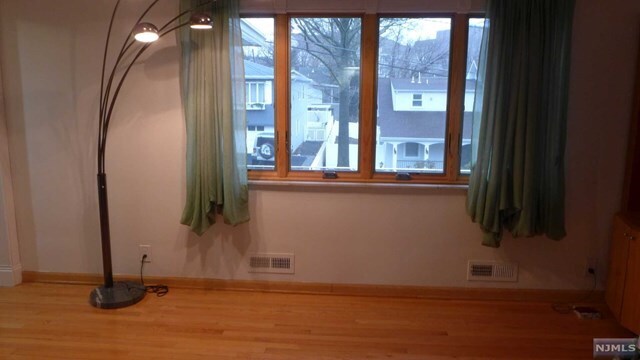 Foto del edificio - 469 Westview Ave