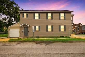 Building Photo - 511 Schirmer St