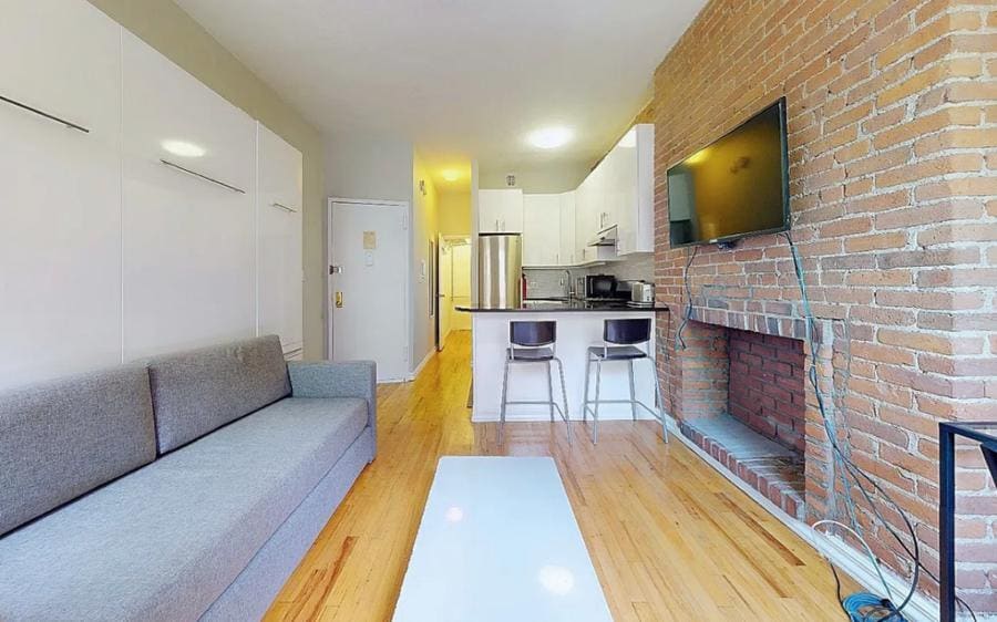 Foto principal - East 87th Street