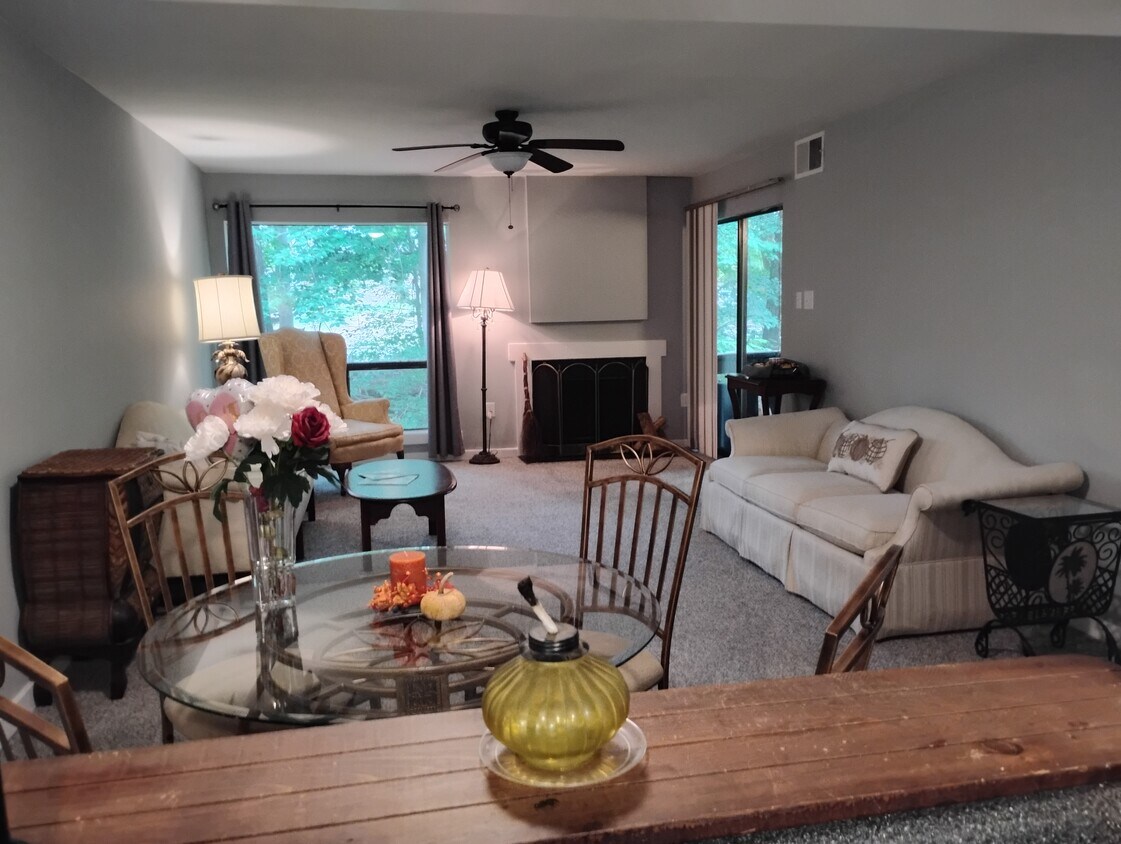 Foto principal - 10136 Iron Mill Rd