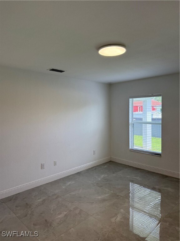 Foto del edificio - 3000 8th St W