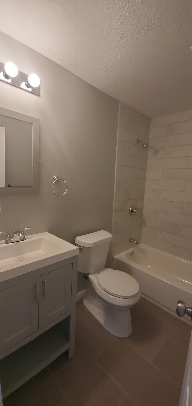 Foto del edificio - 3240 Harrison St