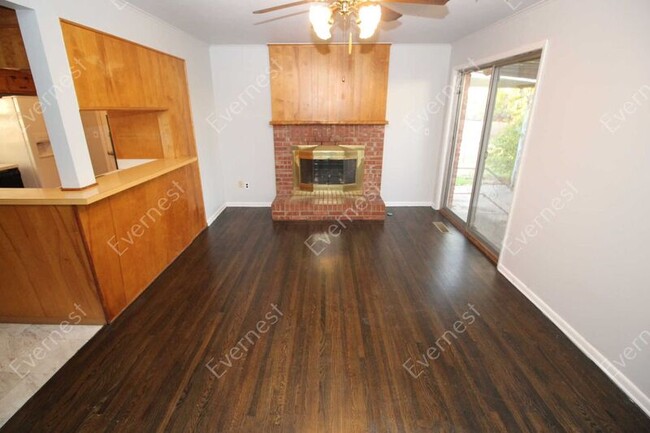 Foto del edificio - 7515 E 27th Pl