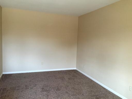 Building Photo - 2323 Harrodsburg Road, Unit 6