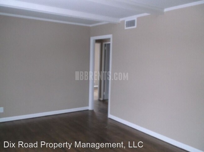 Building Photo - 3 br, 1 bath House - 631 Blackburn Avenue,