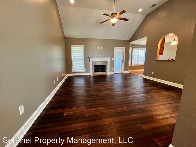 Building Photo - 3 br, 2 bath House - 114 Berkley Circle