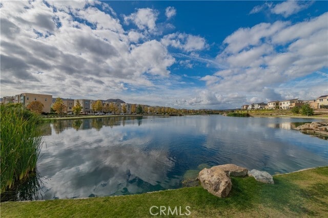 Foto del edificio - 2261 Horseback Rd