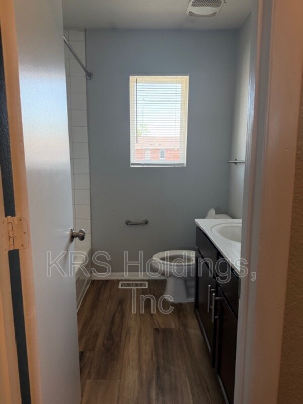 Foto del edificio - 843 41st St