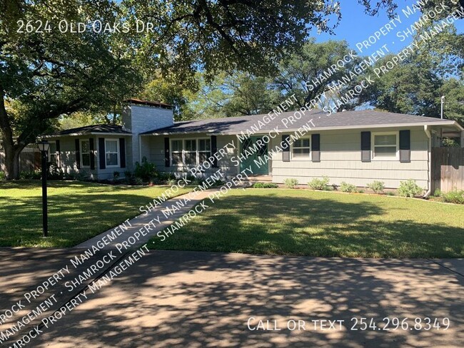 Building Photo - Old Oaks Neighborhood!