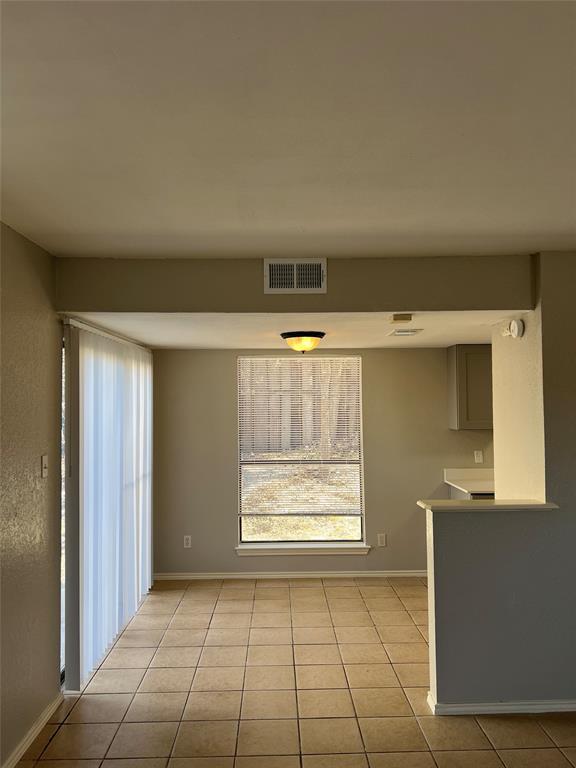 Foto del edificio - 6497 Hart Ln