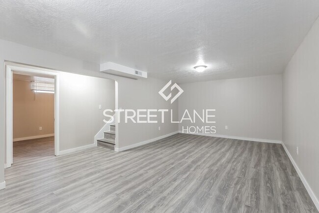 Building Photo - NOW OFFERING HALF OFF FIRST FULL MONTH!