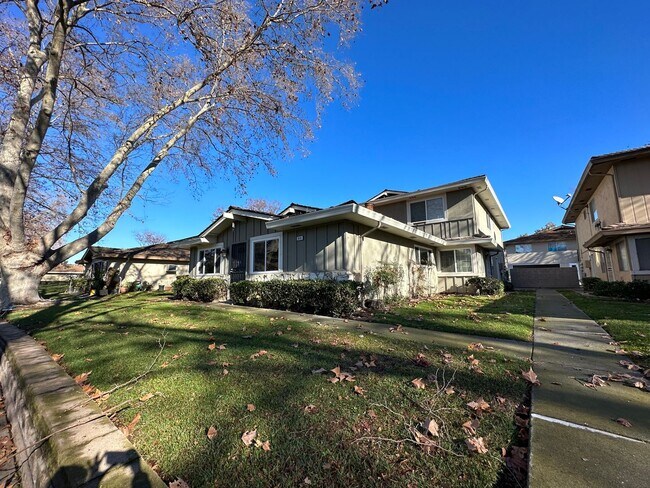 Foto del edificio - 870 Gilchrist Walkway