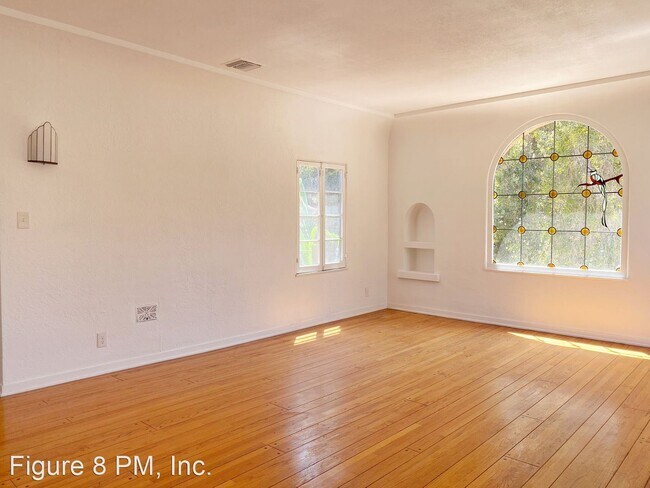 Building Photo - 1602 Angelus Ave