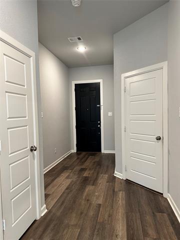 Building Photo - 4716 Bluffview Dr