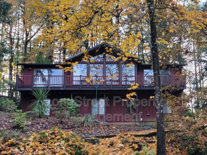 2720 NW Glenwood Dr, Corvallis, OR 97330 House Rental in Corvallis