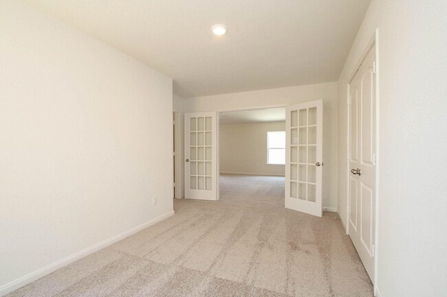 Building Photo - 432 Elaine Vly Dr