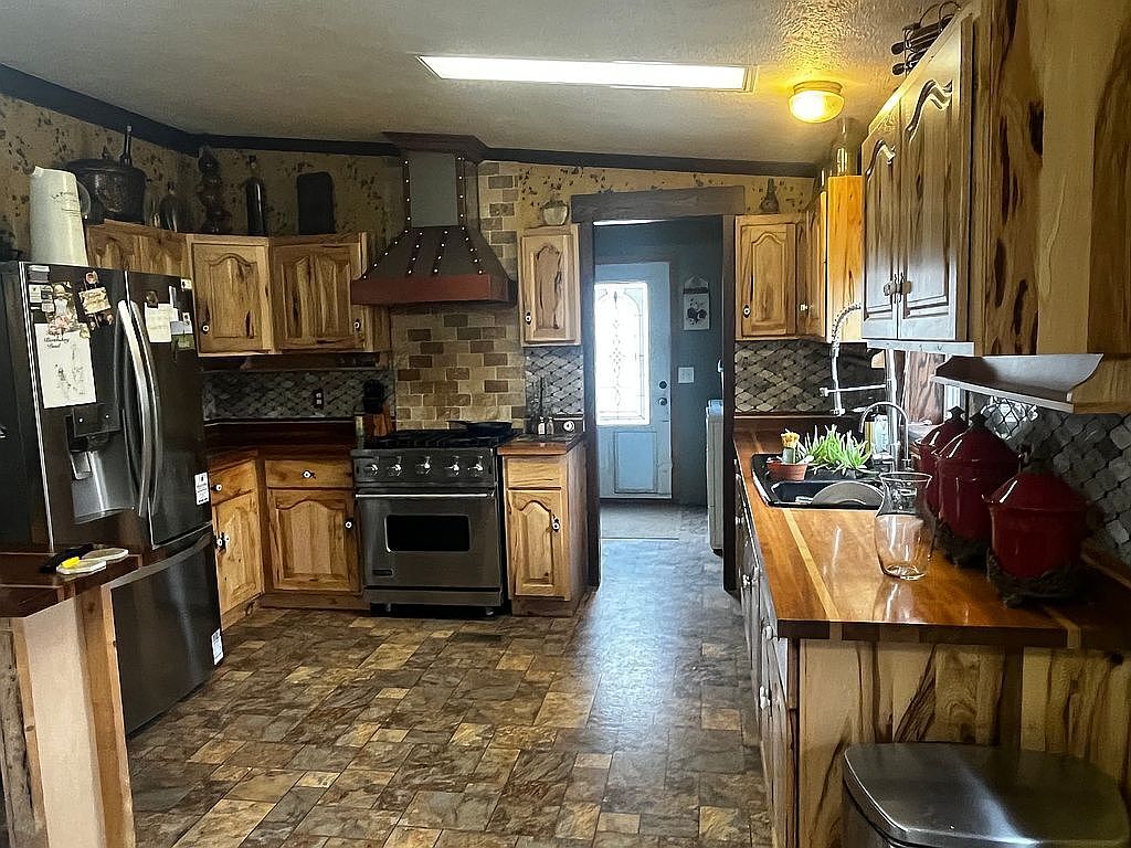 Foto del edificio - 528 State Route 1035