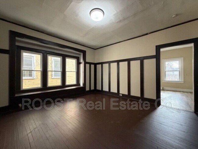 Building Photo - 457/459 E Madison Ave