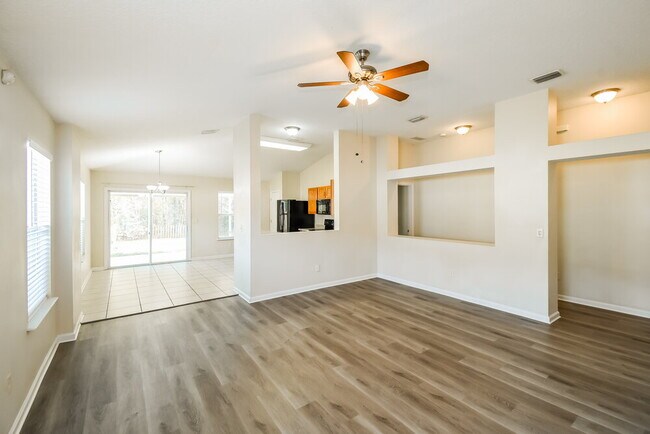 Foto del edificio - 12753 Daylight Trail