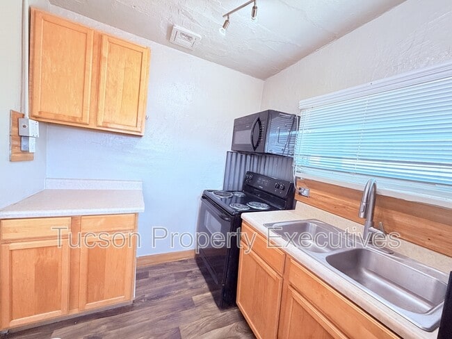 Foto del edificio - 234 E 32nd St