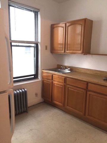 Building Photo - 34-27 43rd St