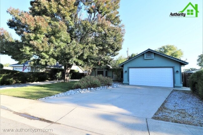 Building Photo - 2882 Sandstone Dr