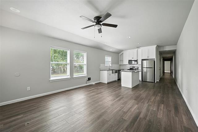 Building Photo - 910-914-914 N Throckmorton St