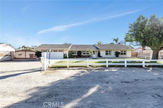 Building Photo - 1346 Arroyo Ln