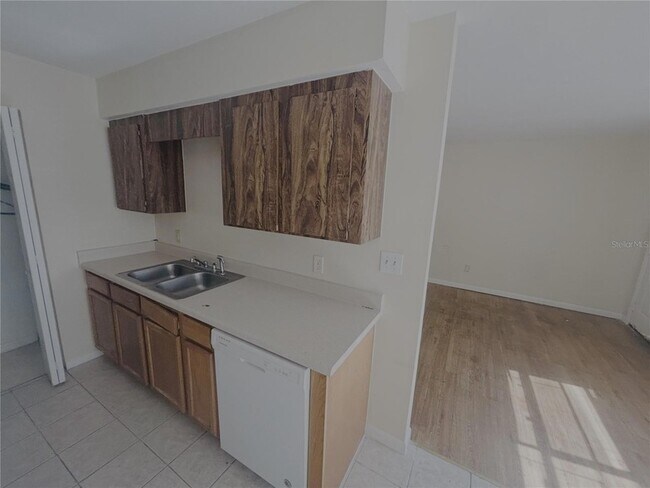 Foto del edificio - 1915 SW 70th Terrace