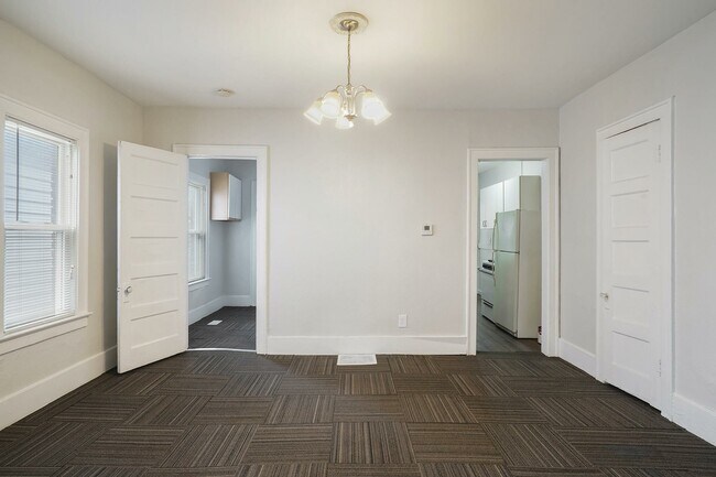 Building Photo - 1054 Ionia Ave SW
