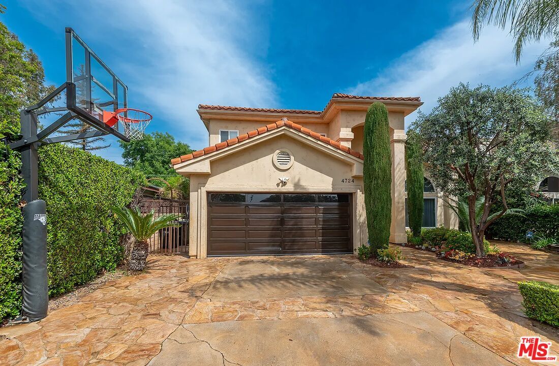 Foto principal - 4724 Noble Ave