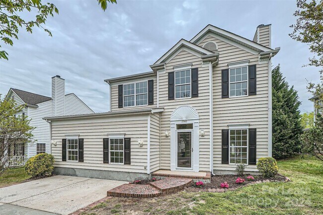 Building Photo - 2560 Governors Pointe Ct NE