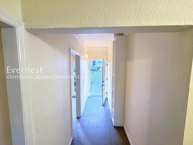 Foto del edificio - 537 Madison St