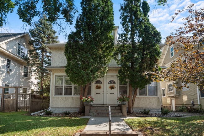 Building Photo - 3135 Humboldt Ave S