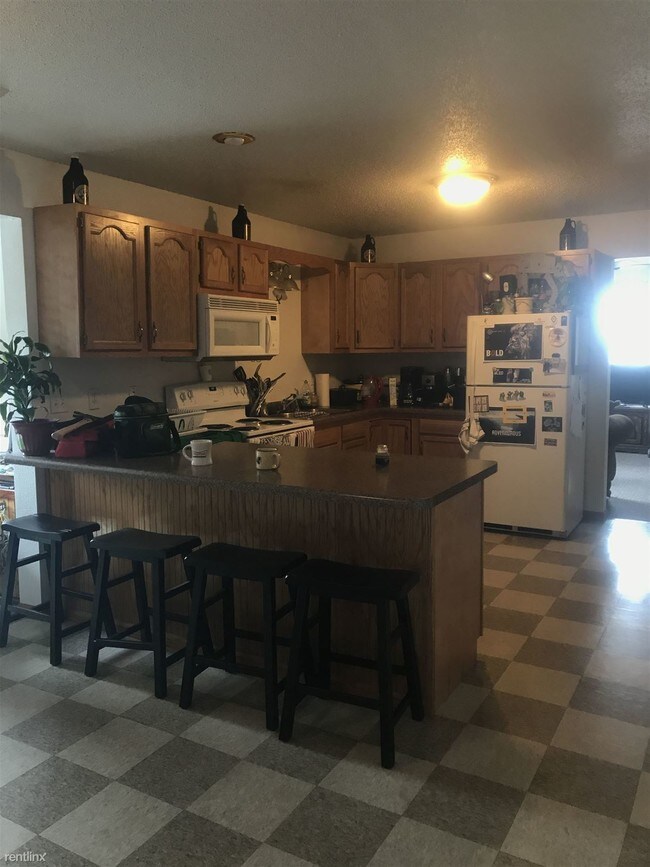 Building Photo - 2 br, 1 bath  - 2125 Banks Ave Apt 4
