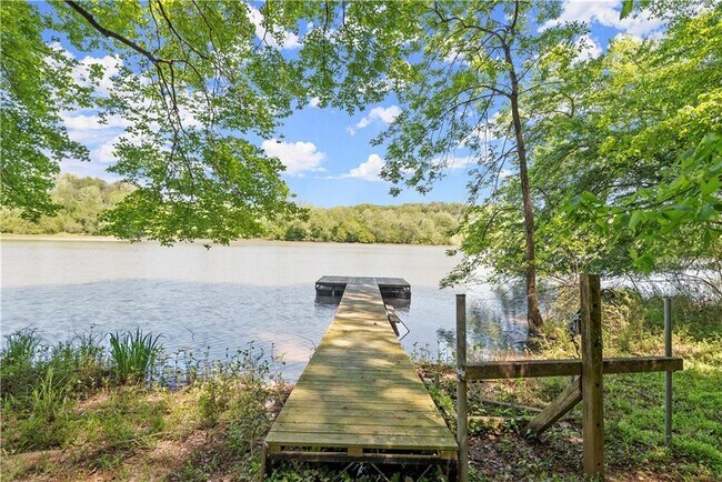 Foto del edificio - 110 River Landing NE