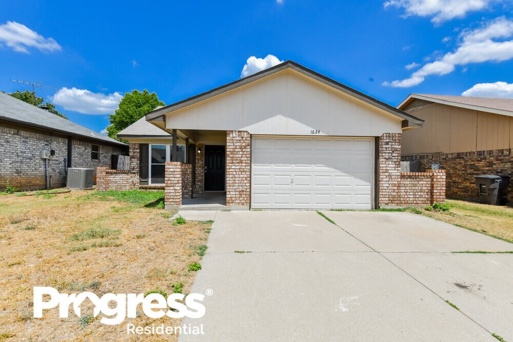 Foto principal - 1624 Lincolnshire Way