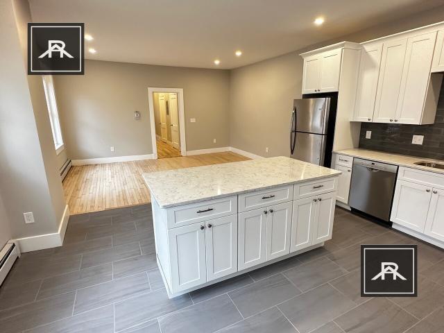 Foto del edificio - 4 bedroom in Allston MA 02134
