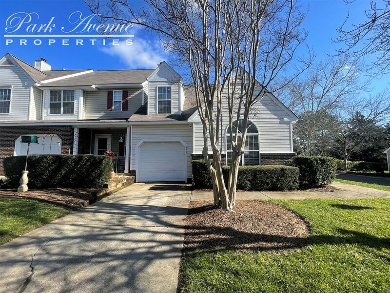 4502 Antelope Ln, Charlotte, NC 28269 Townhome Rentals in Charlotte