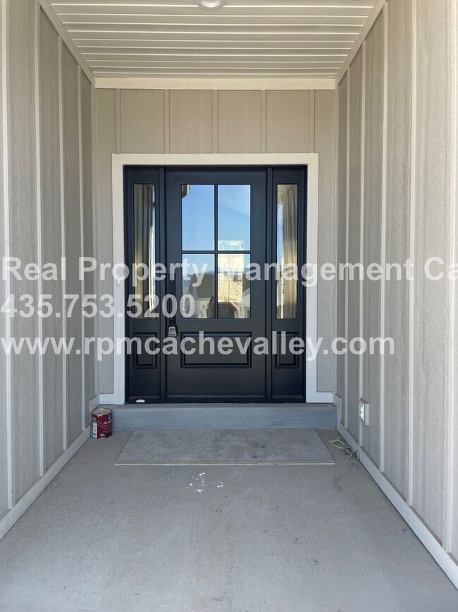 Foto del edificio - Gorgeous 3 br 2 bath home in Hyde Park! Ha...