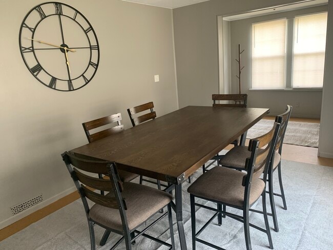 Building Photo - 19 Hartzell Ave