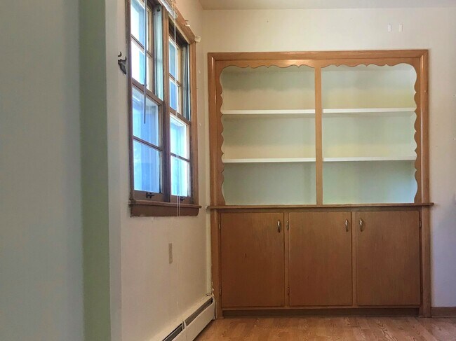 Foto del edificio - 2313 Brentwood Pkwy