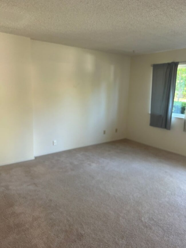 Building Photo - Lovely 2 bedroom in Davis