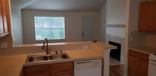 Building Photo - 18914 S Wimbledon Dr