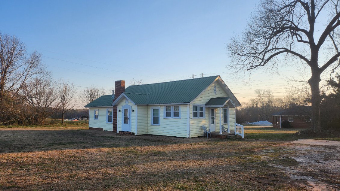 Photo - 214 Cross Roads Dr (Seneca, SC)