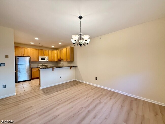 Foto del edificio - 48 Mountain View Ct