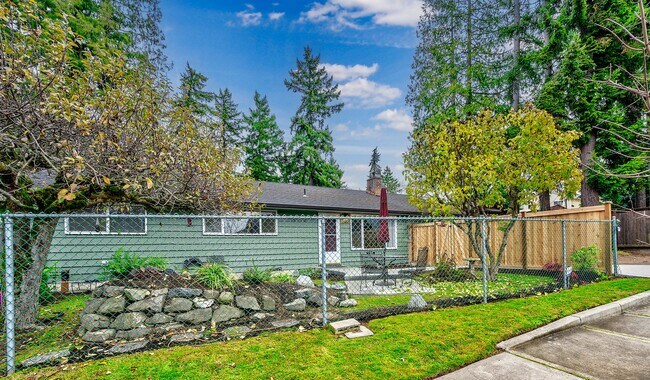 Photo - East Lynnwood Three Bed, 1 1/2 Bath Rambler House